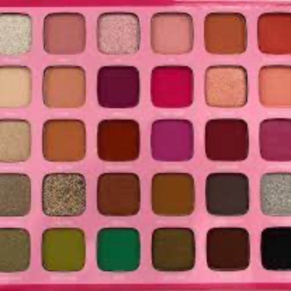 MORPHE X JEFFREE STAR Eyeshadow Palette - Picture 2 of 5